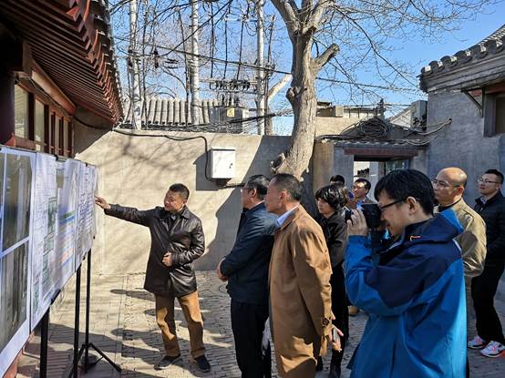 金融街集團(tuán)領(lǐng)導(dǎo)到白塔寺項(xiàng)目檢查安全維穩(wěn)工作