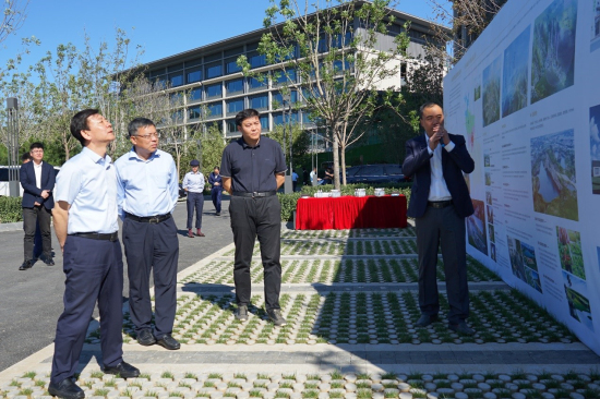 金融街集團領導一行調研金融街控股遵化項目.jpg
